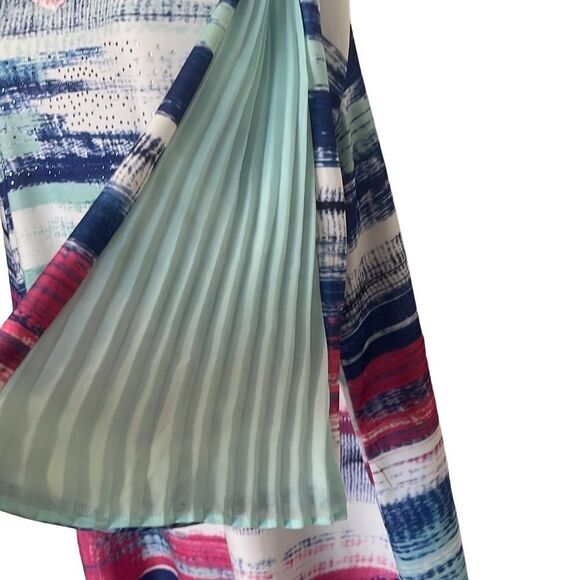 CJ Banks Tunic 2X multi color keyhole back V-neck pleat sleeve inserts bling - Picture 4 of 8